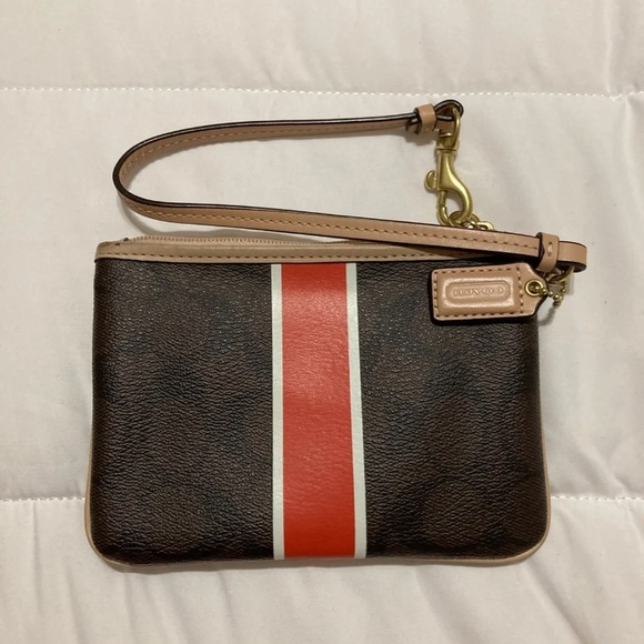 Coach wristlet - Picture 2 of 10